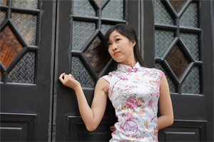 The Diversified Culture and Neighborhood Activities of Shanghai The Diversified Culture and Neighborhood Activities of Shanghai